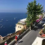 Maison Raphael *