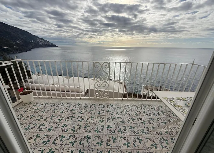 アパート Maison Raphael