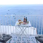 Maison Raphael Апартаменты *